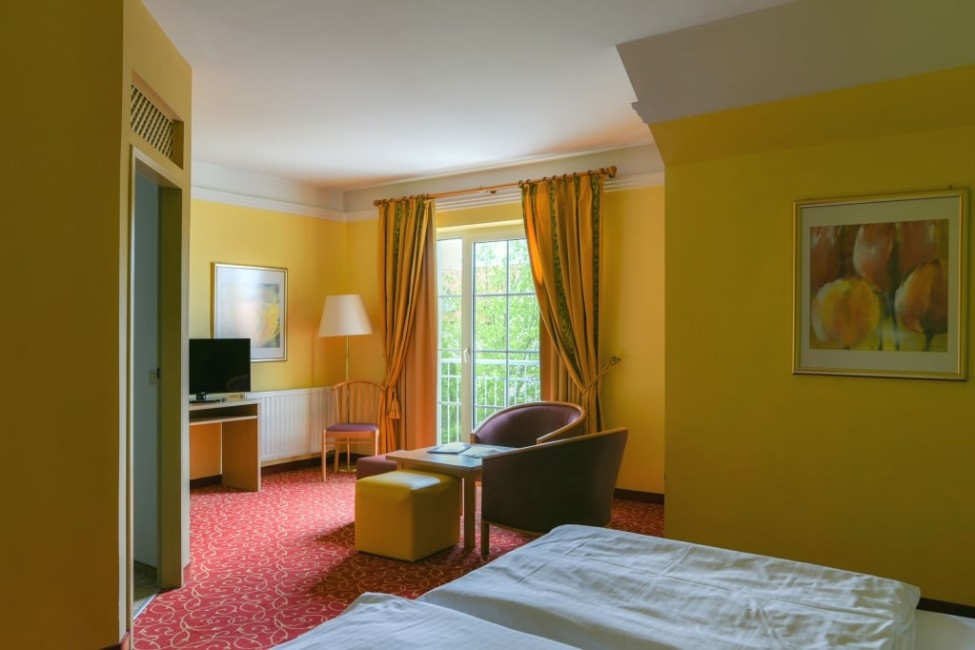 Zimmer vom Thermenhotel Vier Jahreszeiten © Kurz Hotels