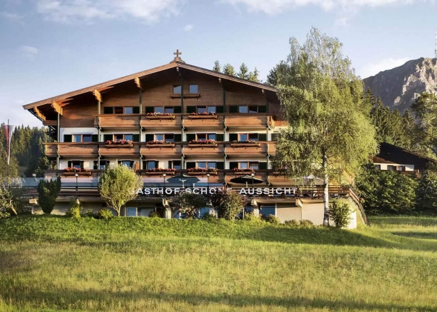 Hotel zur schönen Aussicht in St. Johann in Tirol