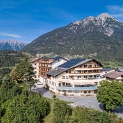 Hotel Arzlerhof im Pitztal in Tirol