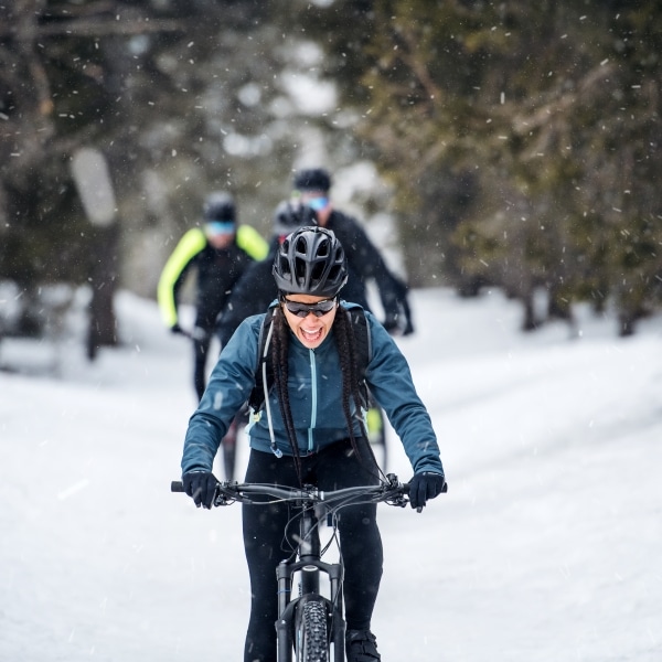 Radfahren im Winter © Halfpoint, iStockphoto