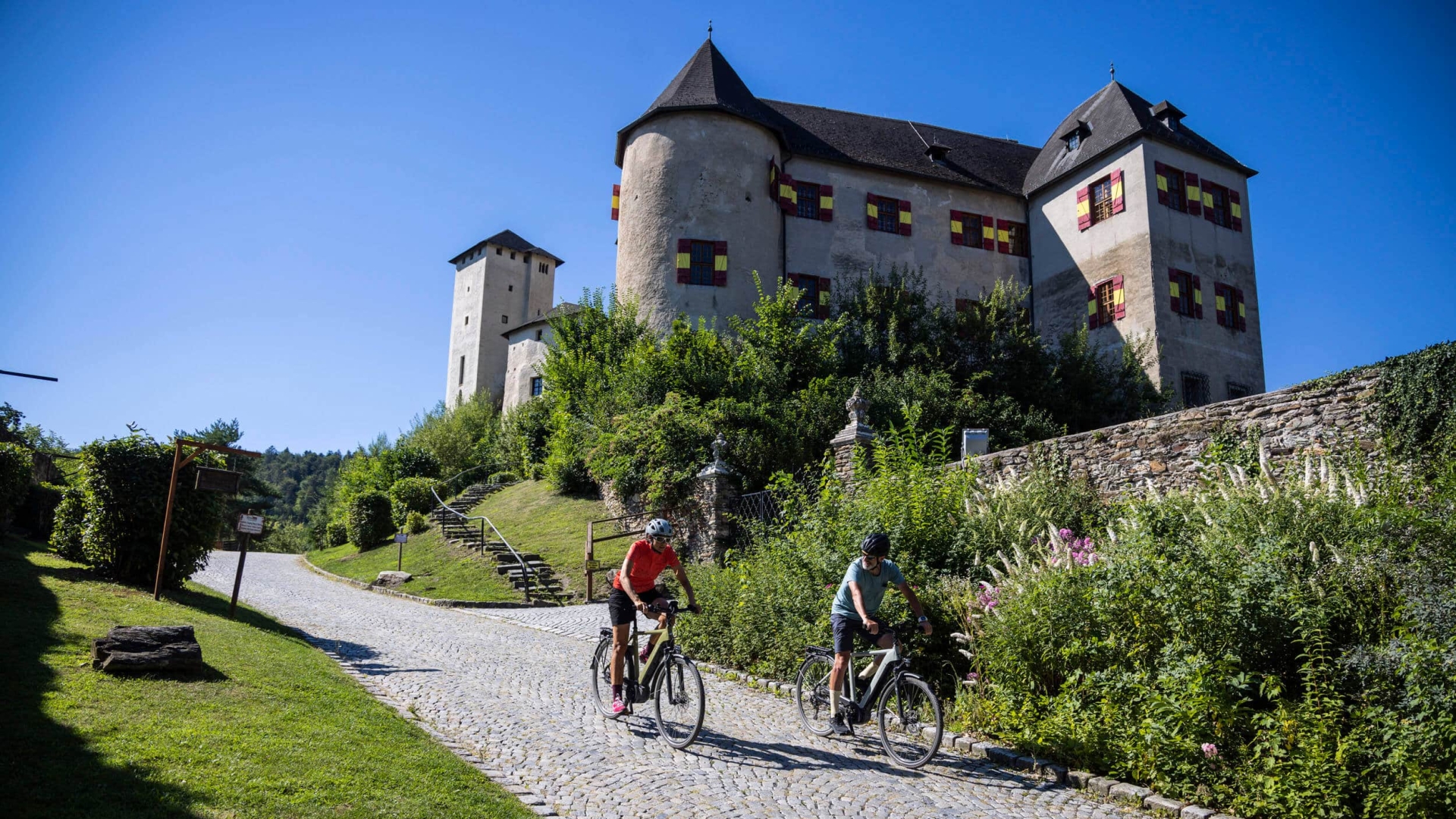 Radtour zur Burg Lockenhaus im Mittelburgenland Rosalia © Velontour