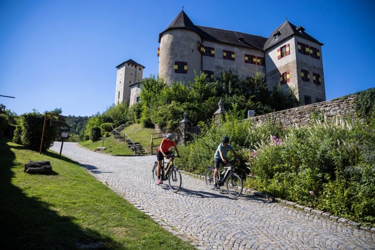 Radtour zur Burg Lockenhaus im Mittelburgenland Rosalia © Velontour